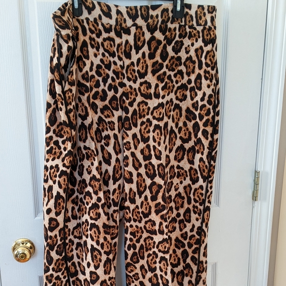 Pants - Picture 2 of 6